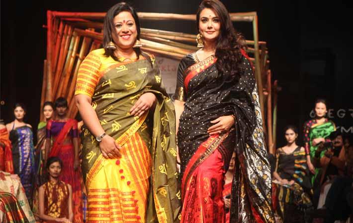 sanjukta dutta mekhela chador online