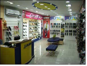 relaxo shoes showroom near me